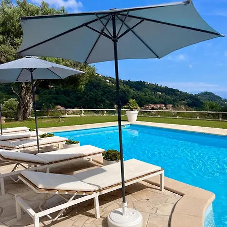 Villa Villa-monti Luxury With Private Pool, Fully Air Conditioned Bedrooms, 5 Star Superhosts! Menton