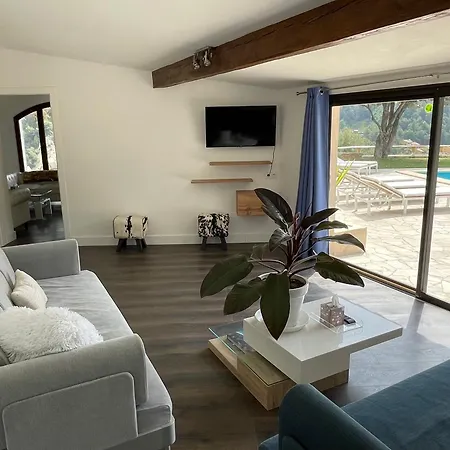 Villa Villa-monti Luxury With Private Pool, Fully Air Conditioned Bedrooms, 5 Star Superhosts!